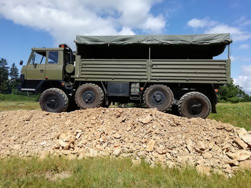 T 815 8X8cw